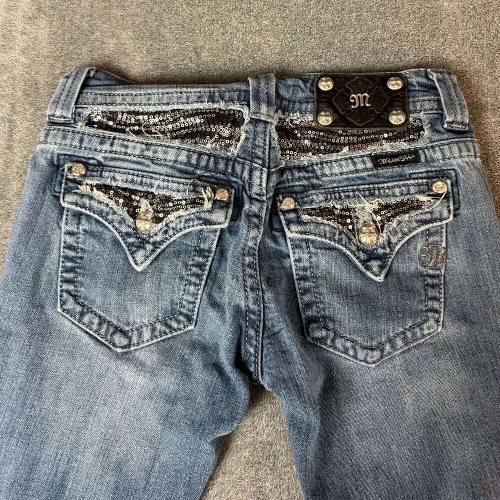 Miss Me Low Rise Bootcut Jeans Size 27 Blue Sequin Flap Pocket Stretch Denim
